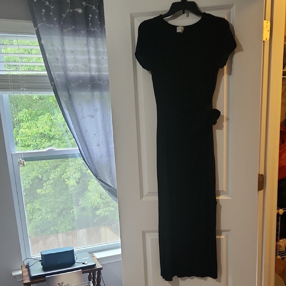 Elegant Black Dress